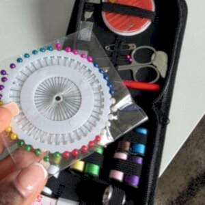 91-Piece Portable Sewing Kit with Case – Travel Emergency Sewing Set for Beginners & Home Use